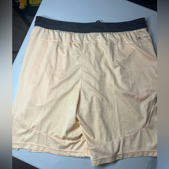 NWT Adidas XL Axis Knit 3.0 Aeroready Primegreen Pulse Amber Training Shorts - Picture 8 of 10